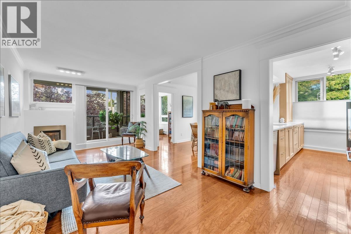 401 1330 Jervis Street, Vancouver, British Columbia  V6E 2E3 - Photo 2 - R3081006