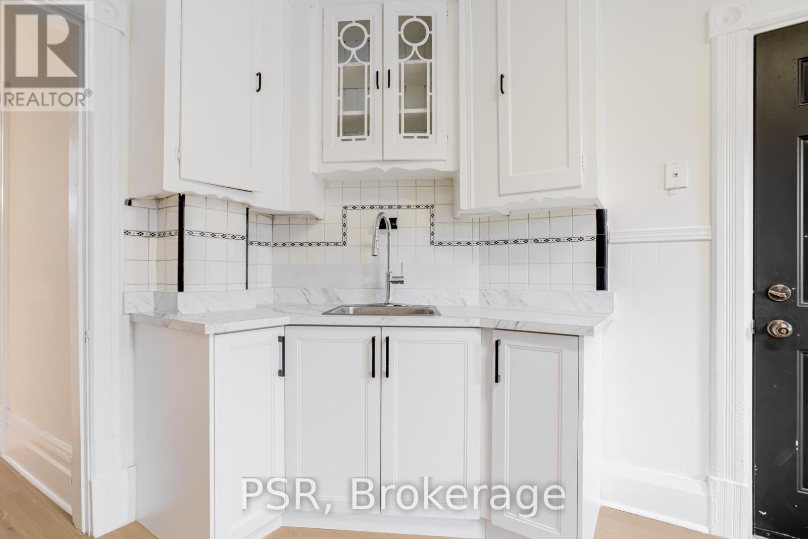 68 Brookfield Street, Toronto, Ontario  M6J 3A9 - Photo 11 - C12721736