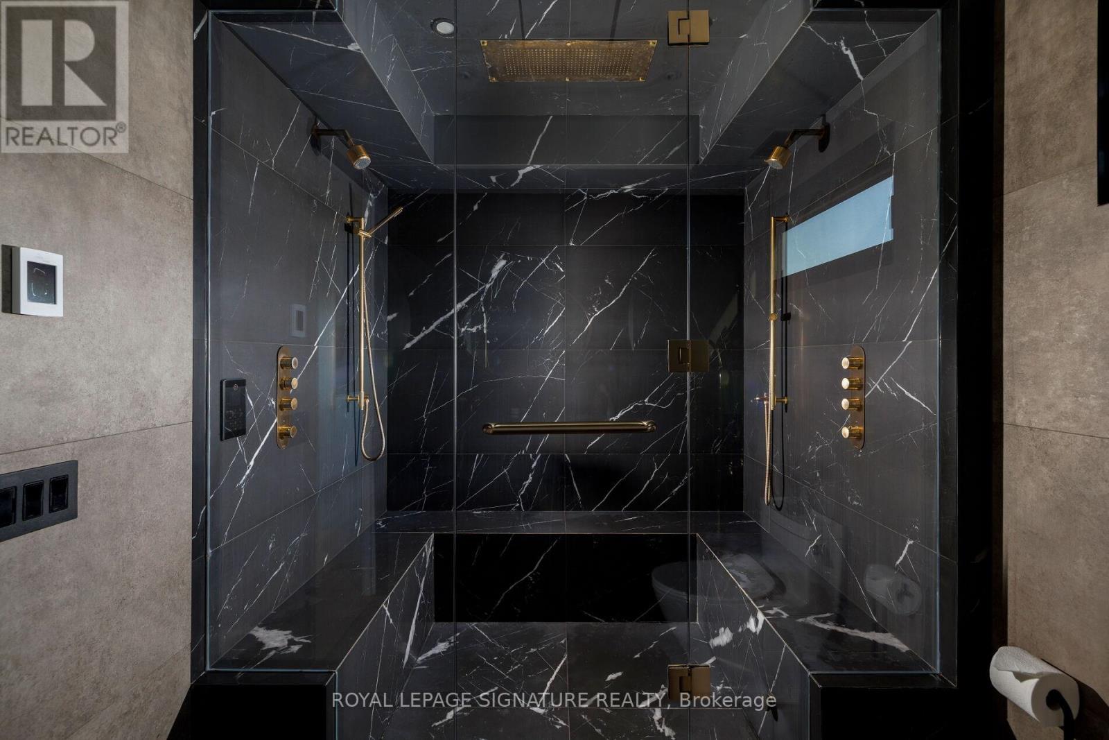 17 Lakeview Avenue, Toronto, Ontario  M6J 3B2 - Photo 40 - C12721758