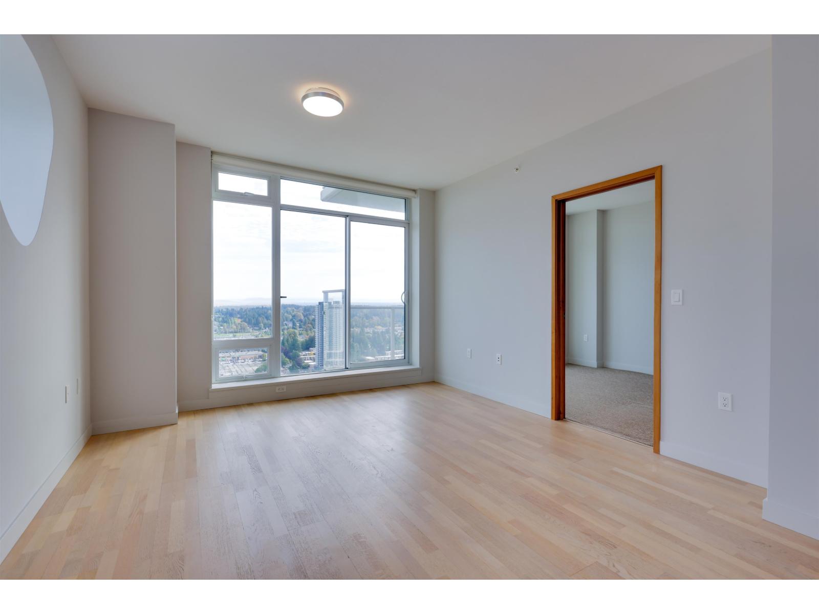 3301 13495 Central Avenue, Surrey, British Columbia  V3T 0K2 - Photo 11 - R3058274