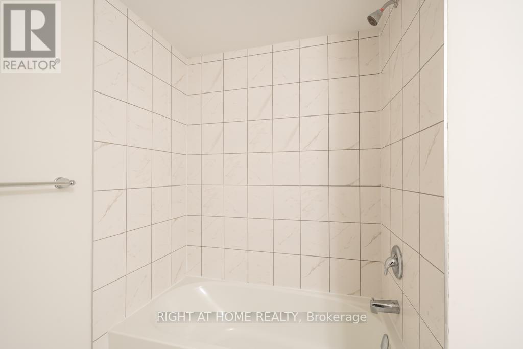 90 Air Dancer Crescent, Oshawa, Ontario  L1L 0V3 - Photo 17 - E12721548