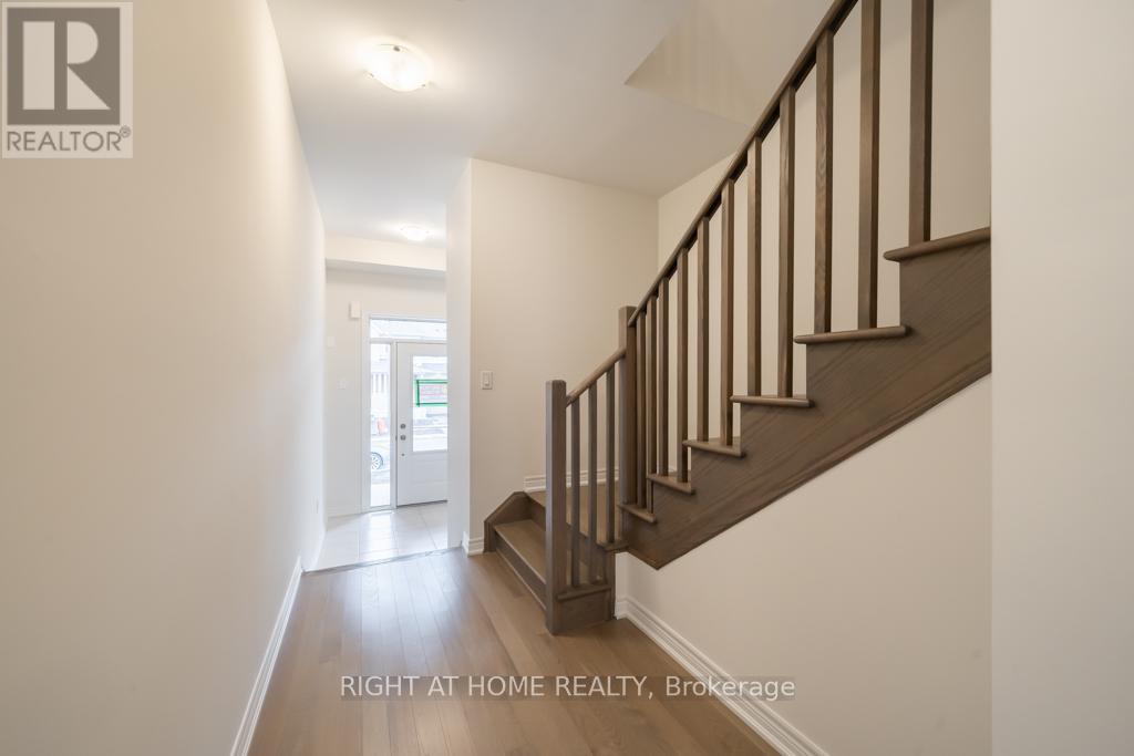 90 Air Dancer Crescent, Oshawa, Ontario  L1L 0V3 - Photo 18 - E12721548