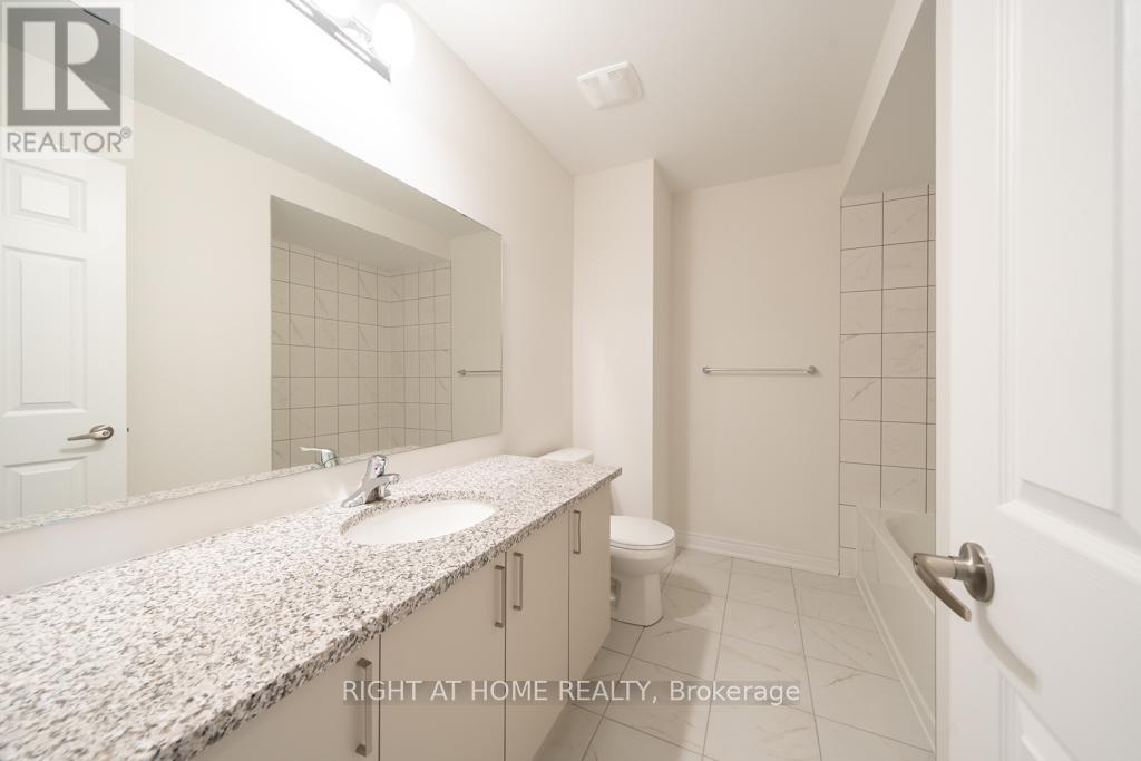 90 Air Dancer Crescent, Oshawa, Ontario  L1L 0V3 - Photo 8 - E12721548