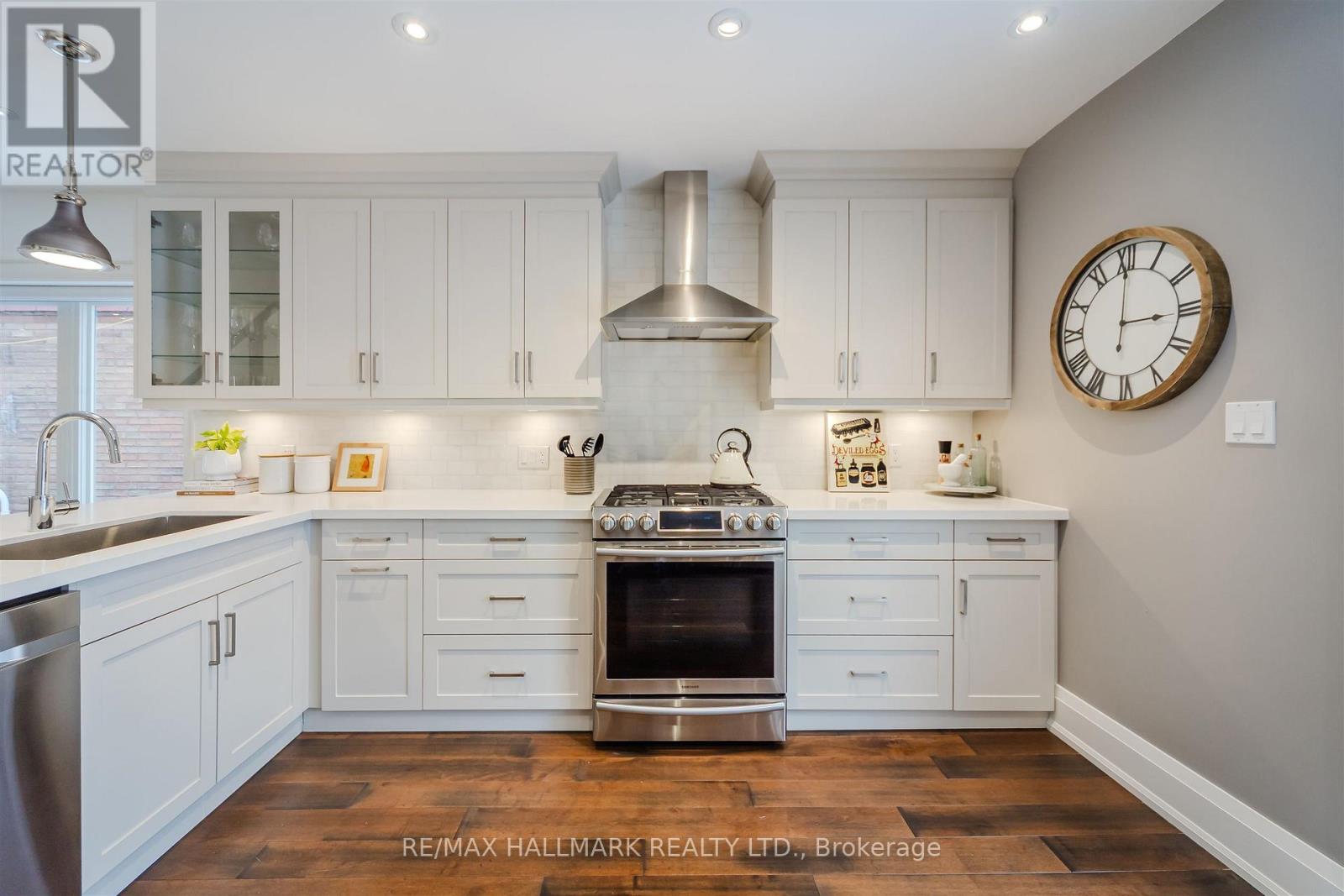 97 Queensdale Avenue, Toronto, Ontario  M4J 1Y2 - Photo 11 - E12721612