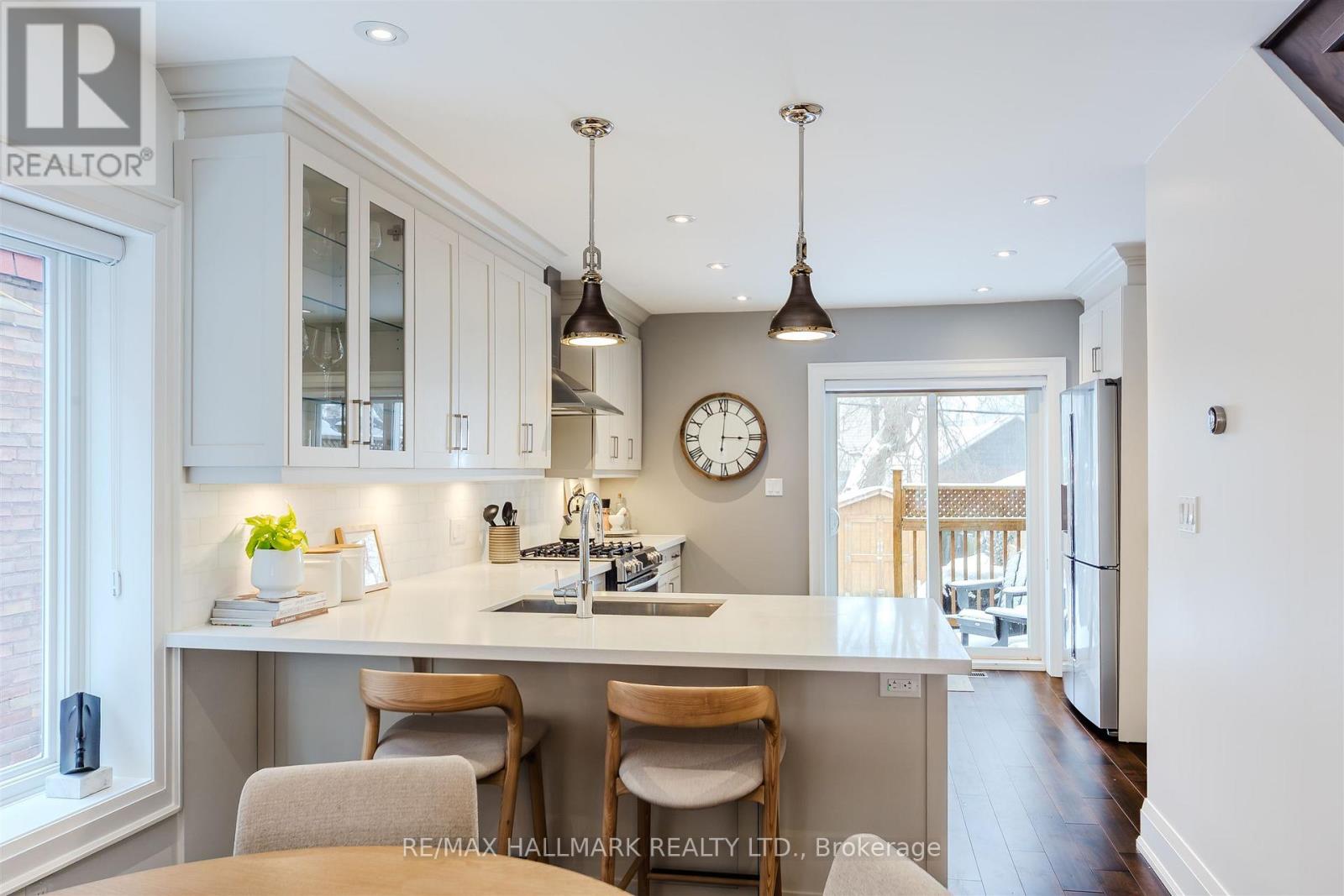 97 Queensdale Avenue, Toronto, Ontario  M4J 1Y2 - Photo 9 - E12721612