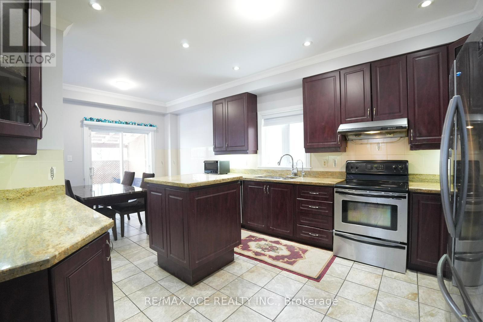 75 Grace Street, Toronto, Ontario  M1J 2L4 - Photo 11 - E12721706