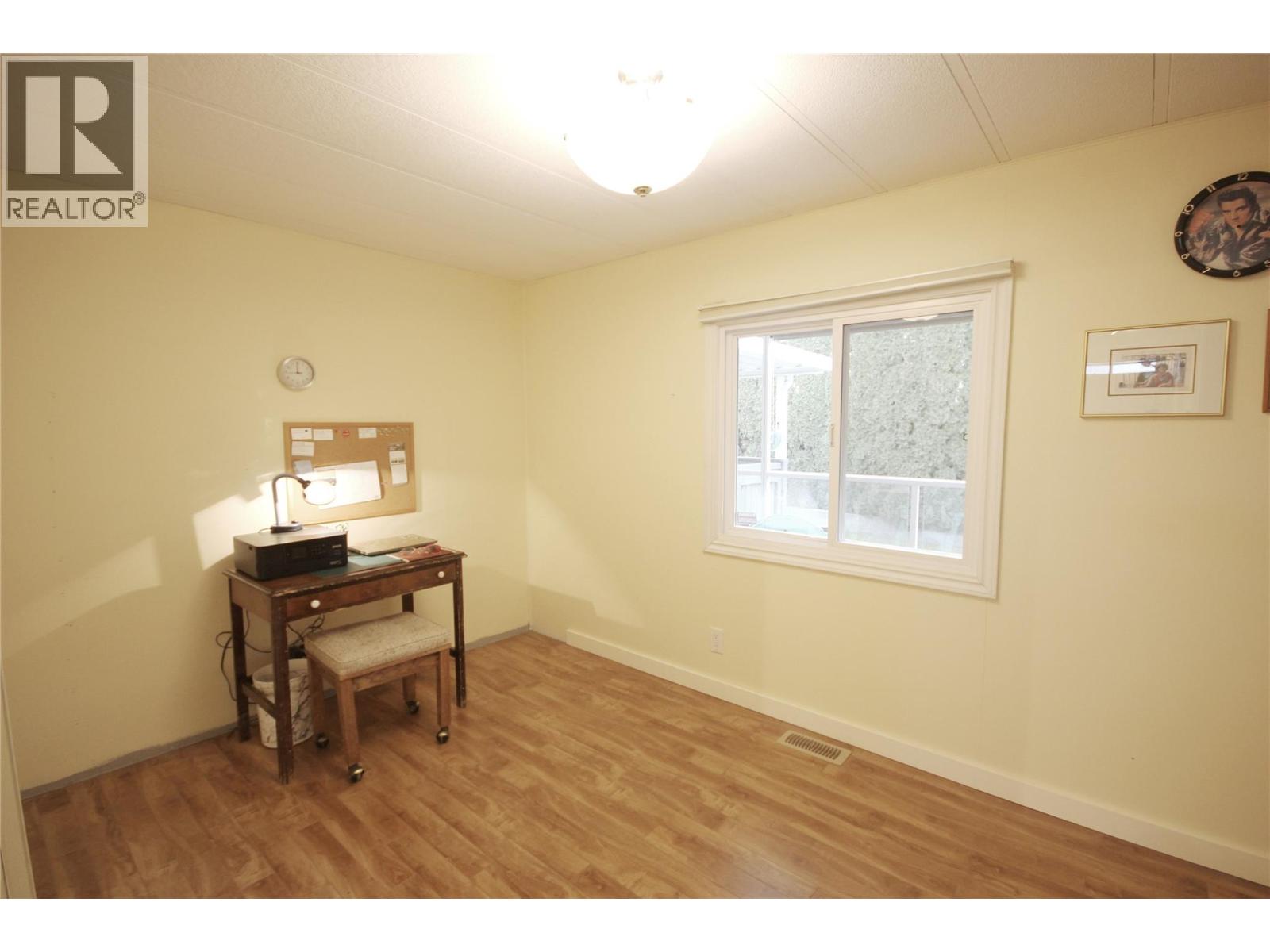 999 Burnaby Avenue Unit# 17, Penticton, British Columbia  V2A 1G7 - Photo 12 - 10373383