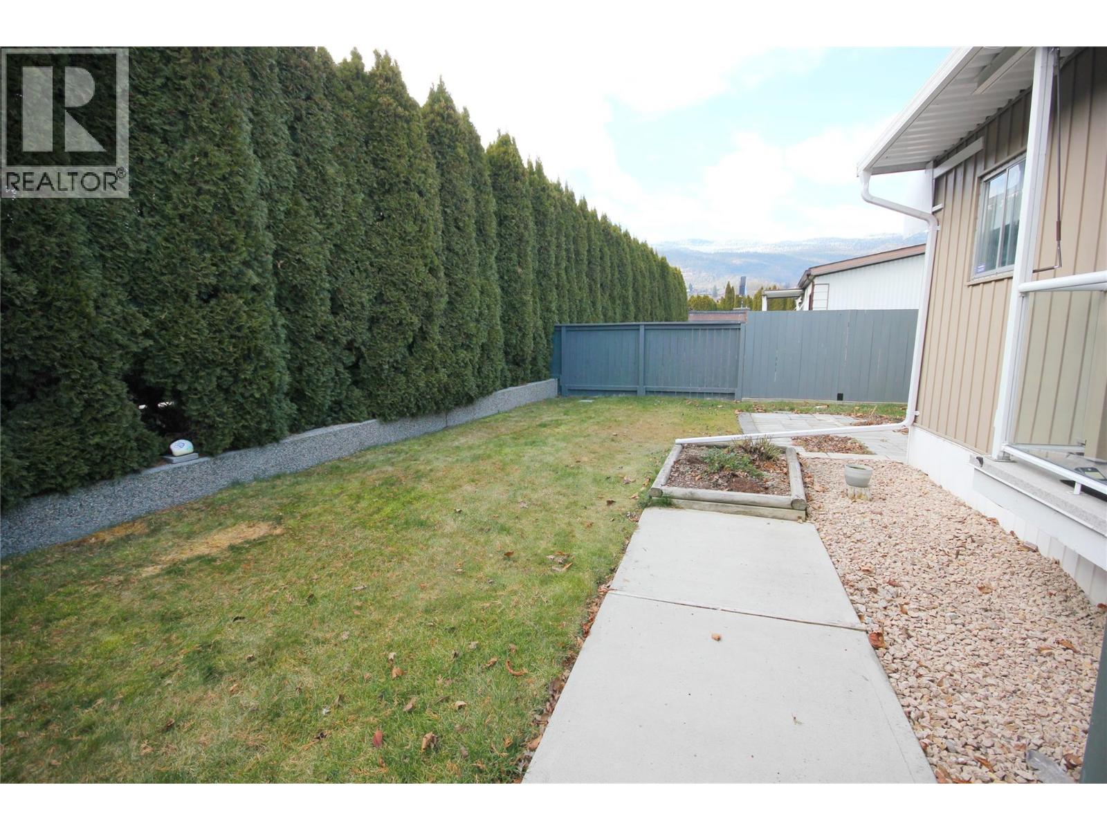 999 Burnaby Avenue Unit# 17, Penticton, British Columbia  V2A 1G7 - Photo 16 - 10373383