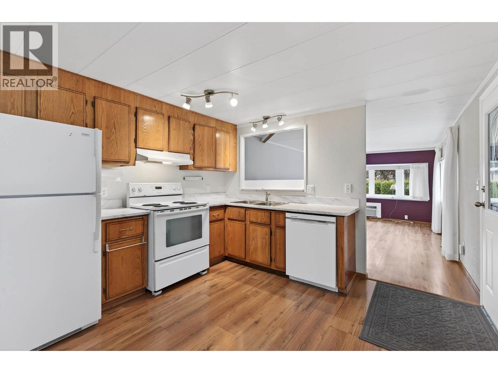 2401 Ord Road Unit# 114, Kamloops, British Columbia  V2B 7V8 - Photo 7 - 10373616