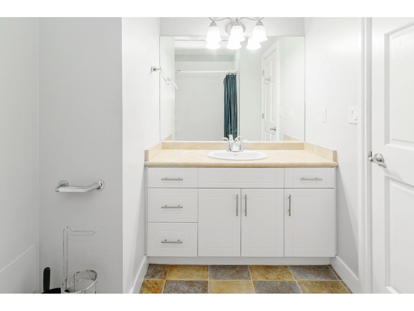 301 2780 Ware Street, Abbotsford, British Columbia  V2S 7C7 - Photo 19 - R3082313