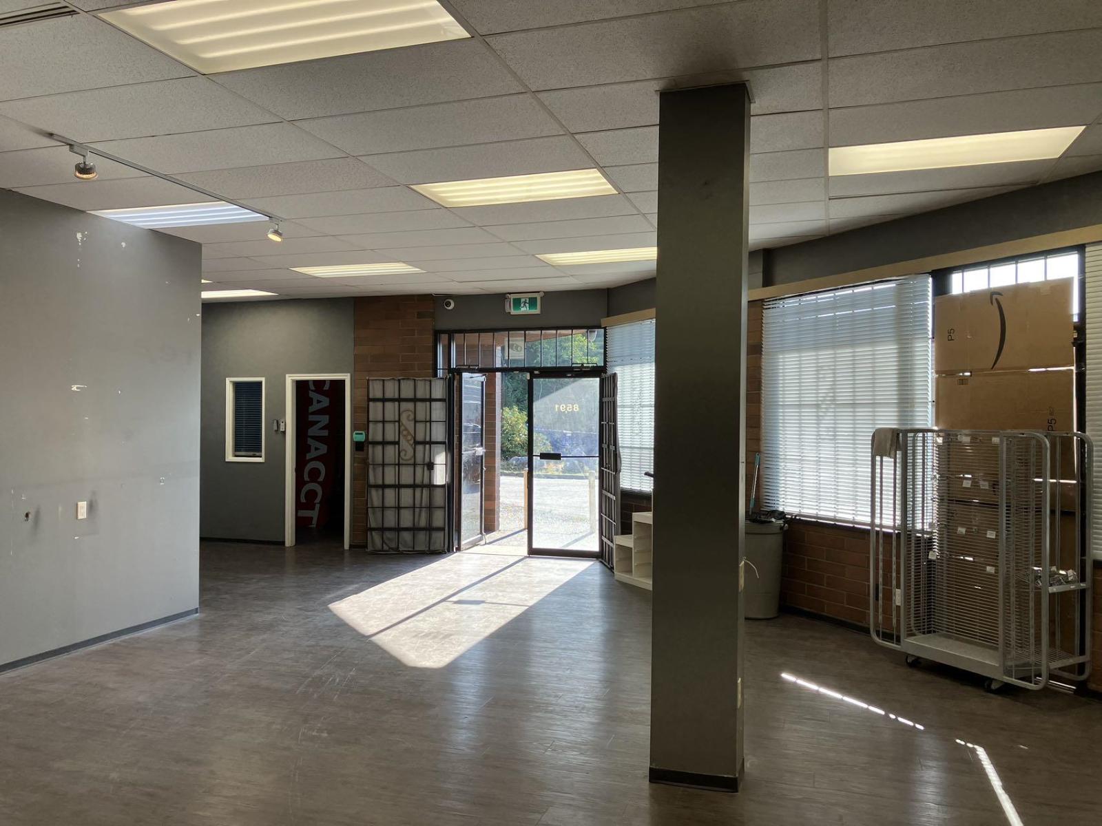 8591 132 Street, Surrey, British Columbia  V3W 4N8 - Photo 6 - C8075437