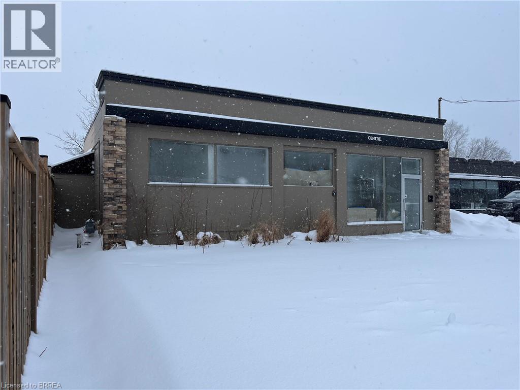 100 Charing Cross Street, Brantford, Ontario  N3R 2H6 - Photo 1 - 40799509