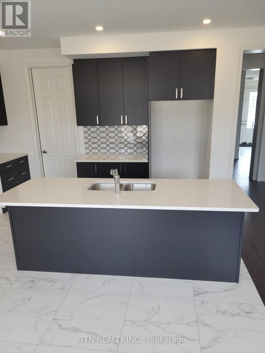 14 Primrose Heights, Adjala-Tosorontio (Colgan), Ontario  L0G 1W0 - Photo 5 - N12721658