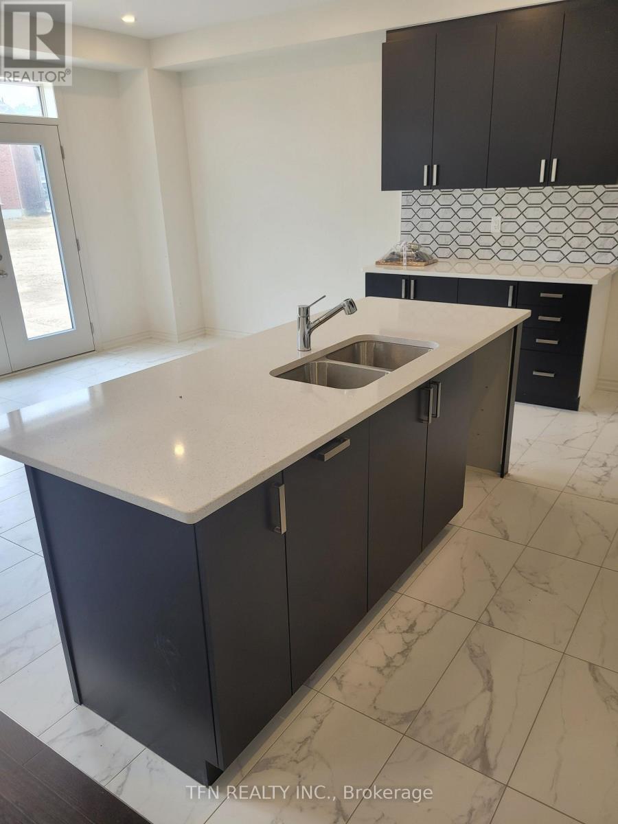 14 Primrose Heights, Adjala-Tosorontio (Colgan), Ontario  L0G 1W0 - Photo 6 - N12721658