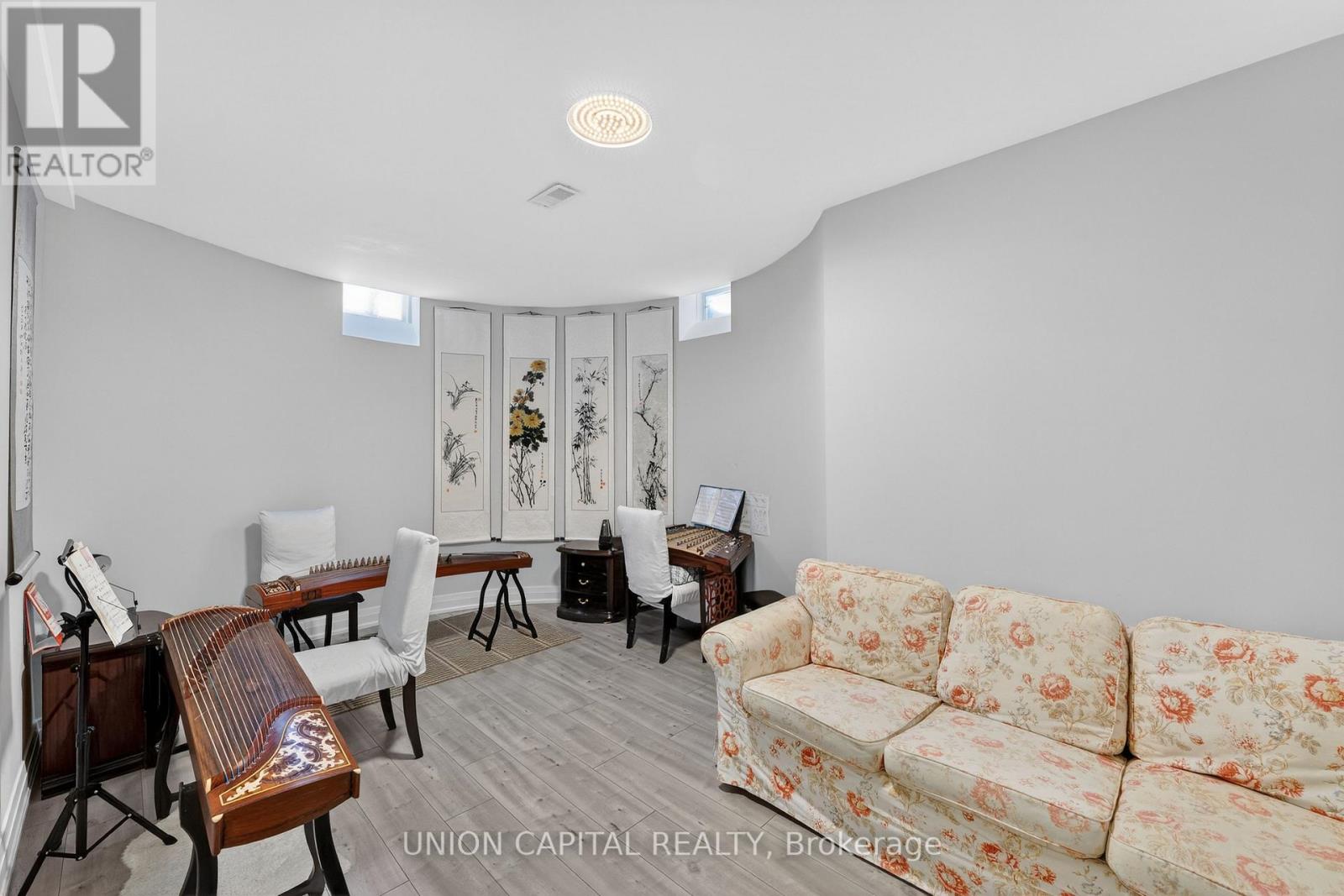 29 Elm Grove Avenue, Richmond Hill, Ontario  L4E 2T2 - Photo 37 - N12721714