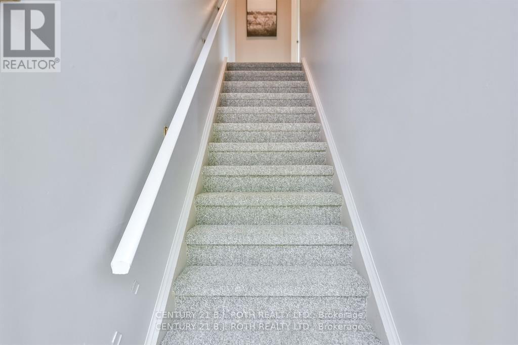 19 South Street, Orillia, Ontario  L3V 3T1 - Photo 3 - S12721580