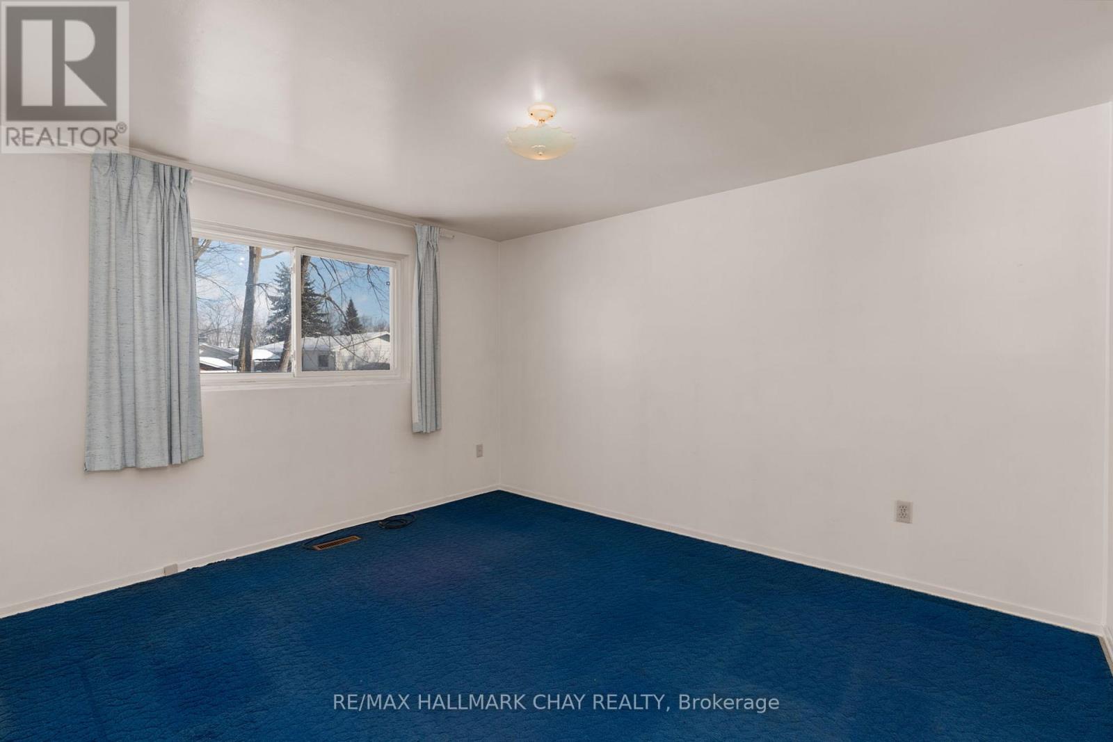 31 Springdale Drive, Barrie, Ontario  L4M 5A8 - Photo 18 - S12721684