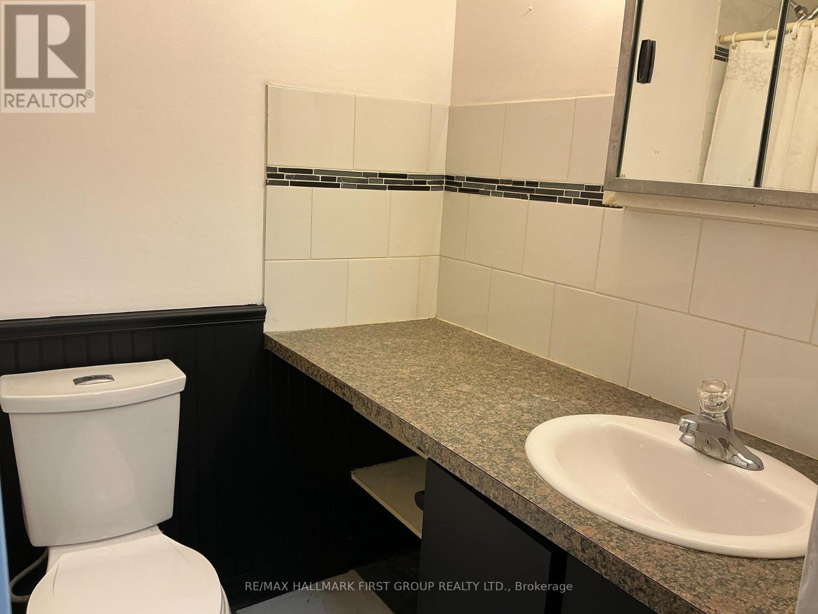 2 - 361 Linden Street, Oshawa, Ontario  L1H 6R6 - Photo 6 - E12597538