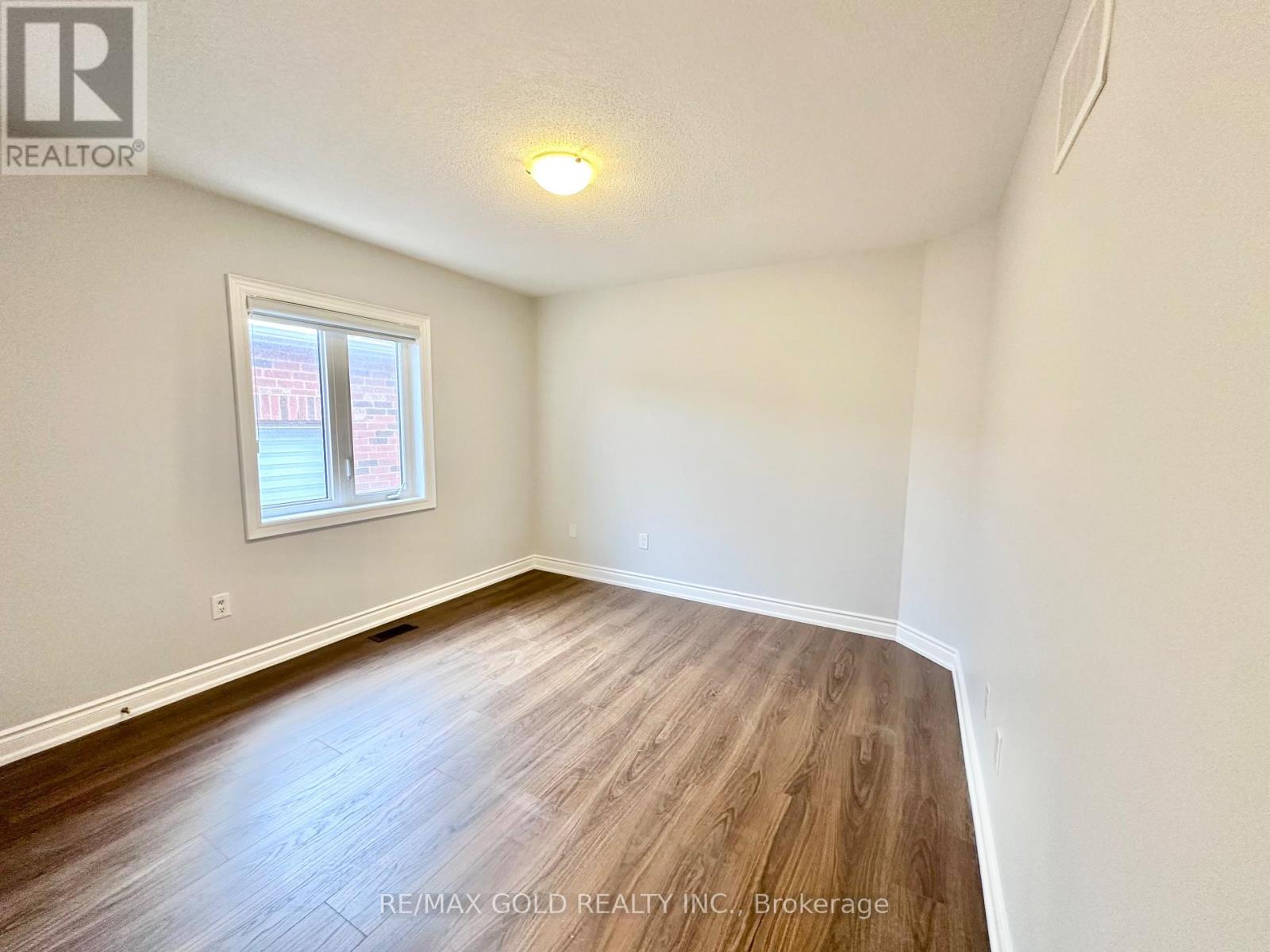 404 Grindstone Trail, Oakville, Ontario  L6H 0S1 - Photo 33 - W12721550