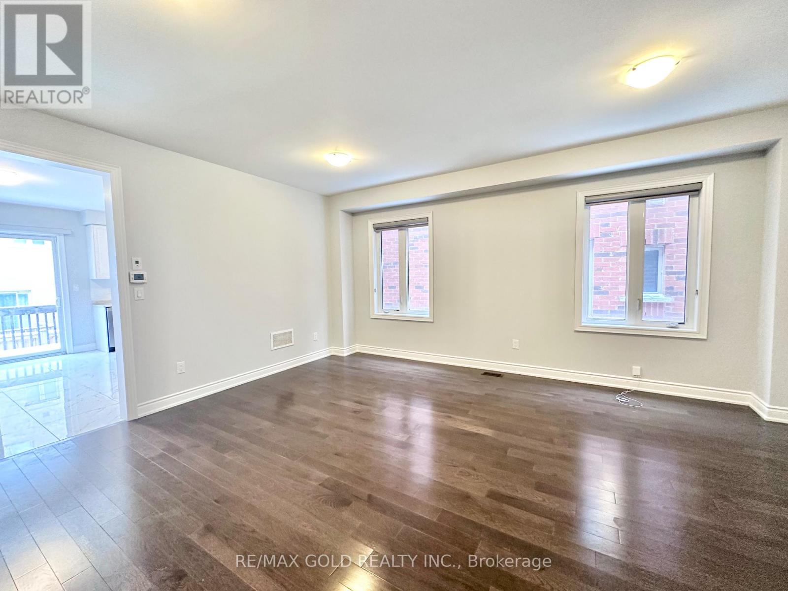 404 Grindstone Trail, Oakville, Ontario  L6H 0S1 - Photo 9 - W12721550