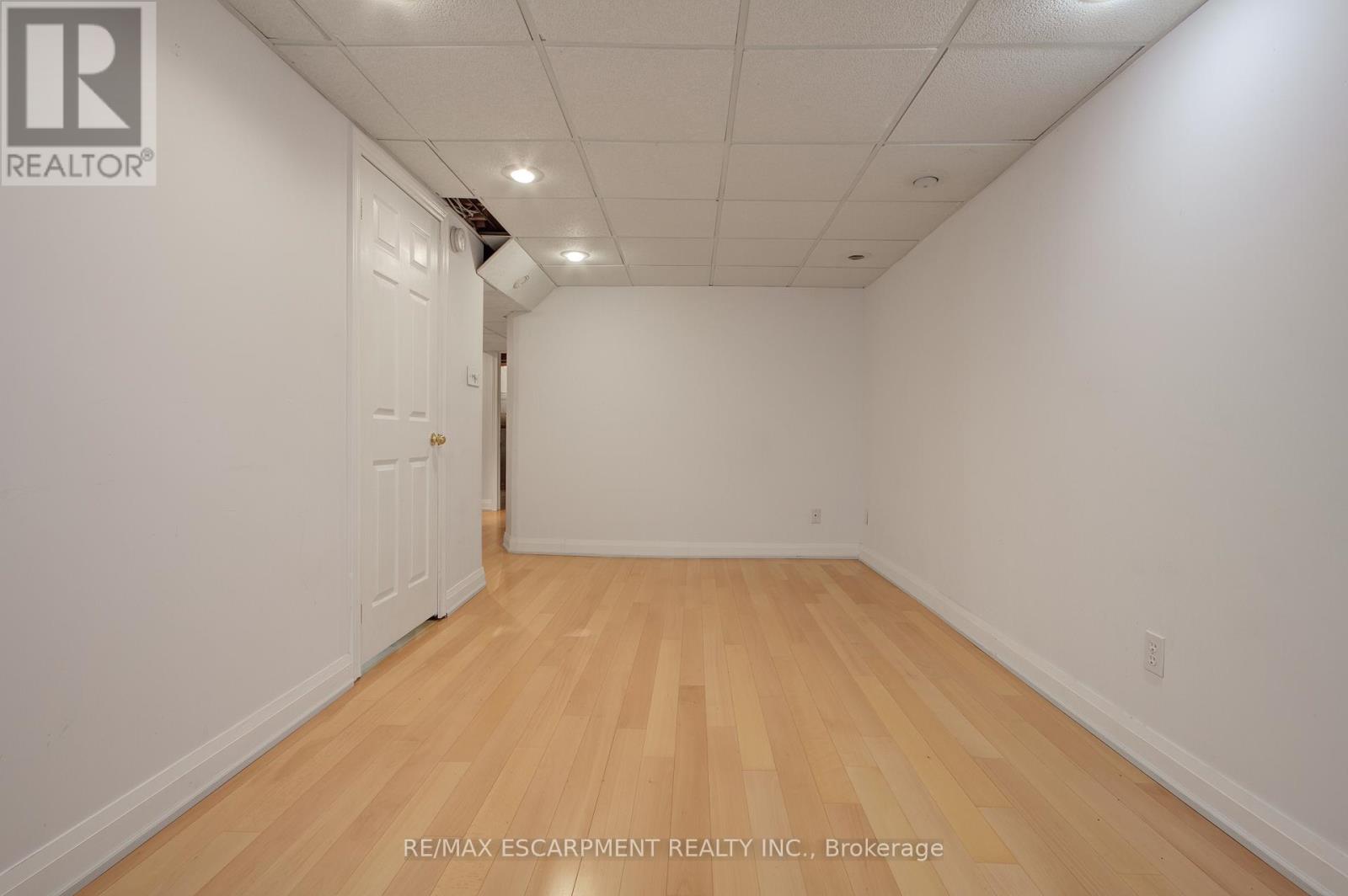 214 Ross Lane, Oakville, Ontario  L6H 5K5 - Photo 32 - W12721634