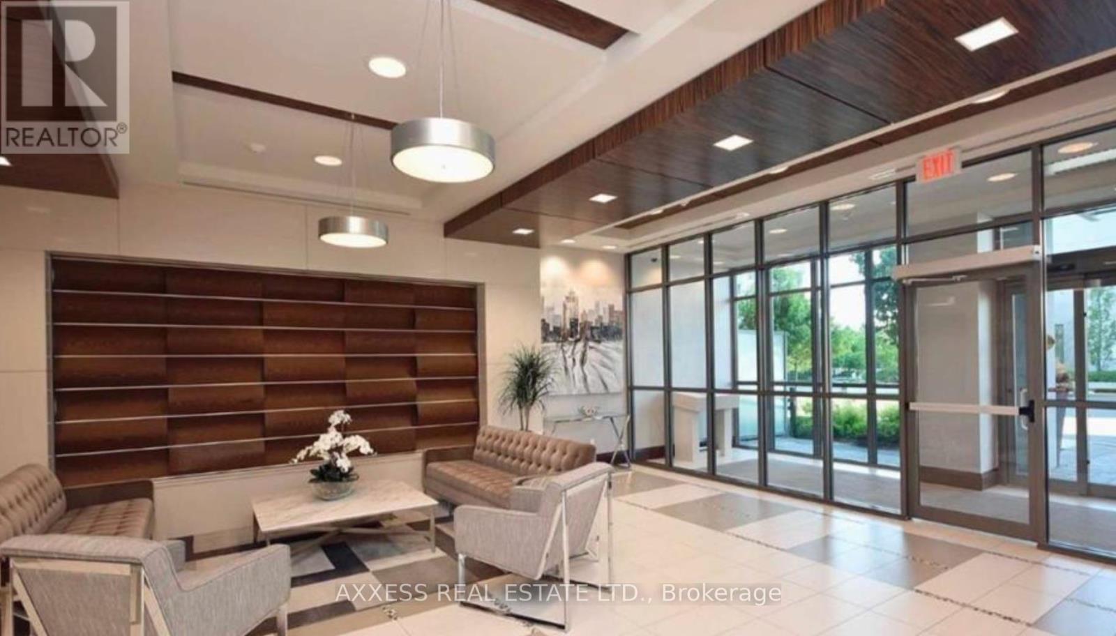 1912 - 339 Rathburn Road W, Mississauga, Ontario  L5B 0K6 - Photo 2 - W12721668