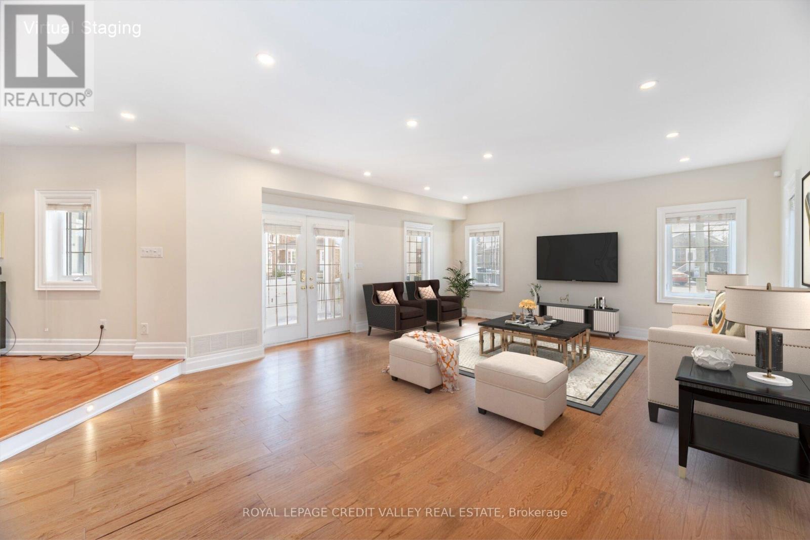 20 Fleming Avenue, Brampton, Ontario  L6Y 1K1 - Photo 11 - W12721670