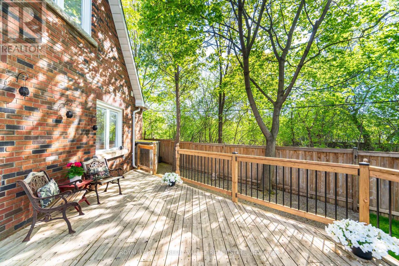 20 Fleming Avenue, Brampton, Ontario  L6Y 1K1 - Photo 44 - W12721670