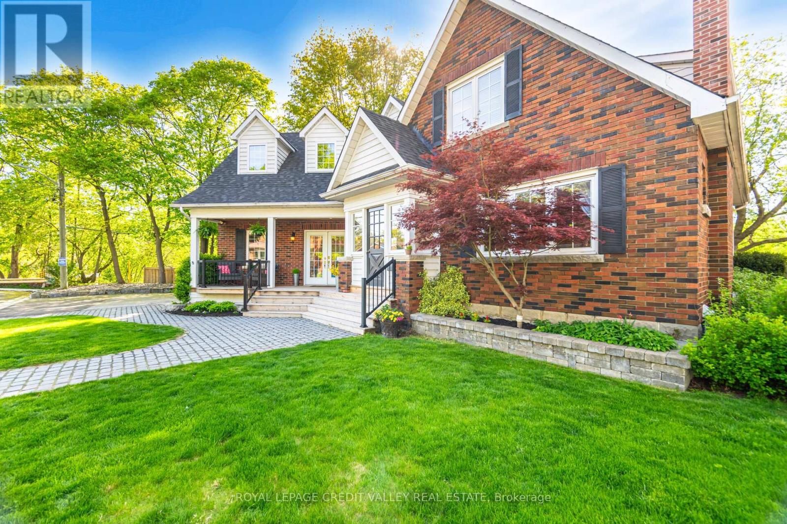 20 Fleming Avenue, Brampton, Ontario  L6Y 1K1 - Photo 5 - W12721670