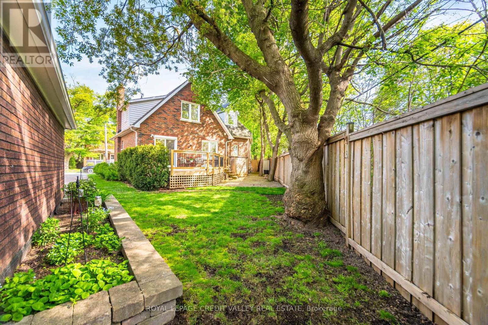 20 Fleming Avenue, Brampton, Ontario  L6Y 1K1 - Photo 50 - W12721670