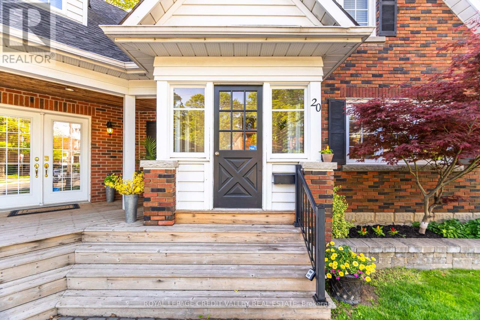 20 Fleming Avenue, Brampton, Ontario  L6Y 1K1 - Photo 9 - W12721670