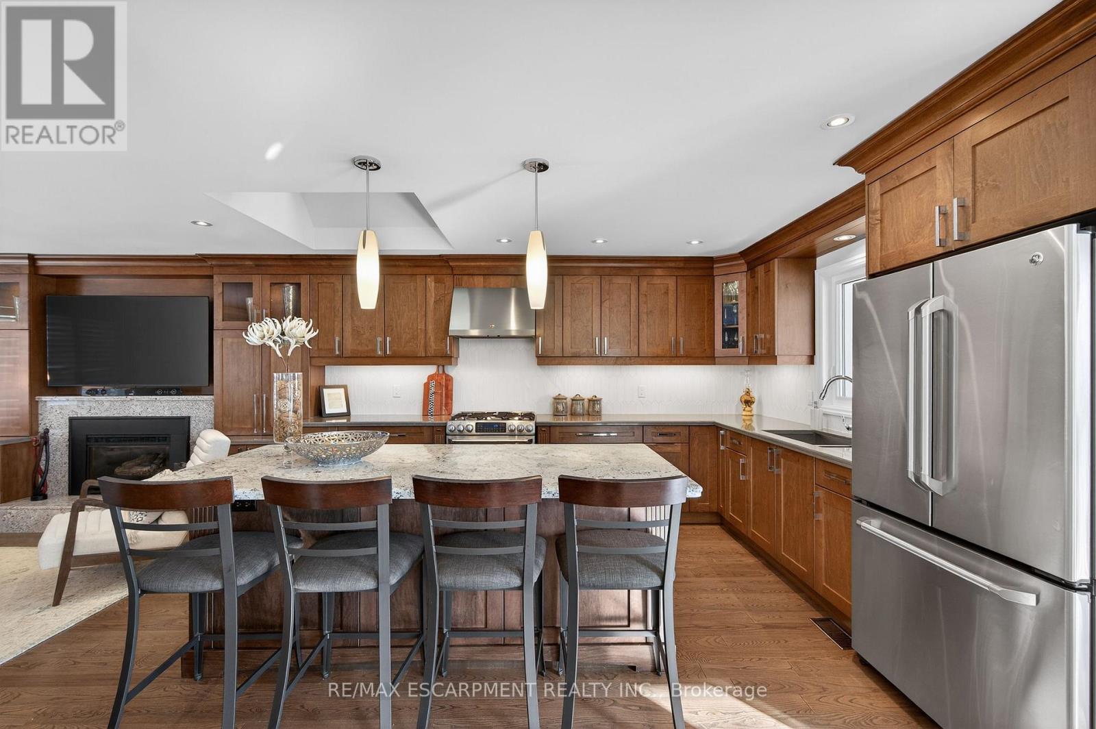 1428 Alfred Crescent, Burlington, Ontario  L7S 1K7 - Photo 12 - W12721680