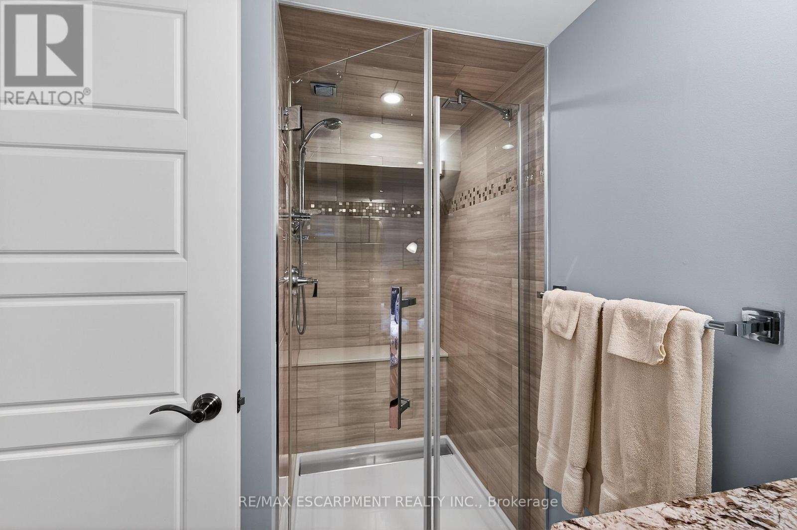 1428 Alfred Crescent, Burlington, Ontario  L7S 1K7 - Photo 35 - W12721680