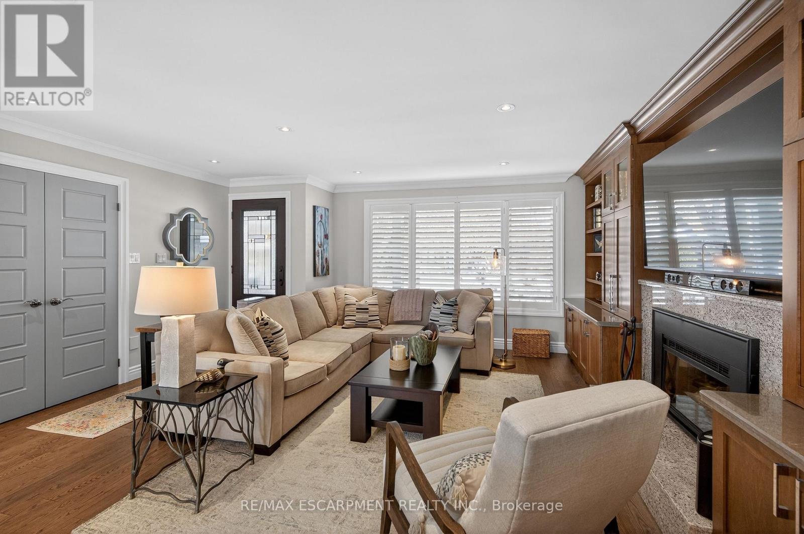 1428 Alfred Crescent, Burlington, Ontario  L7S 1K7 - Photo 5 - W12721680