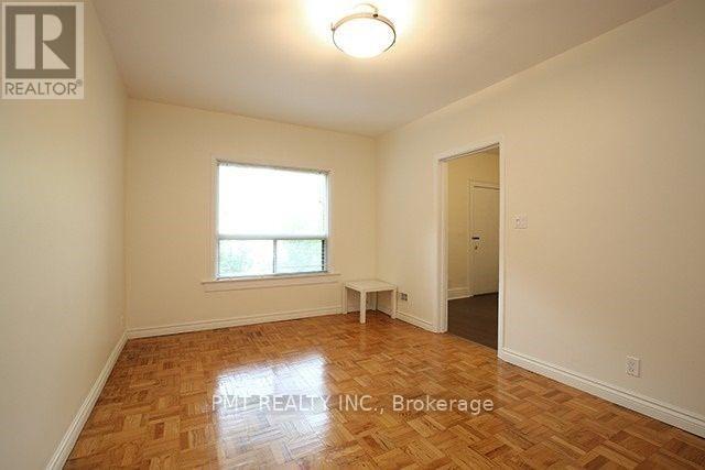 Main - 7 Harvard Avenue, Toronto, Ontario  M6R 1C5 - Photo 3 - W12721726