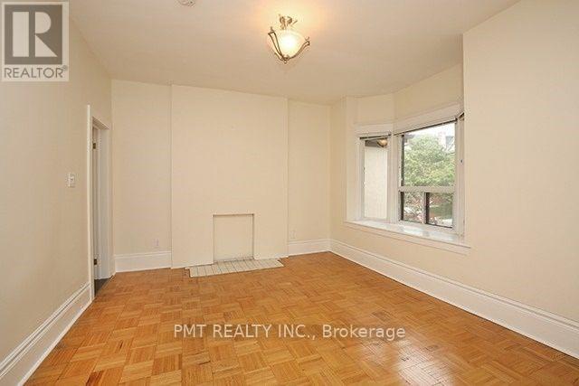 Main - 7 Harvard Avenue, Toronto, Ontario  M6R 1C5 - Photo 9 - W12721726