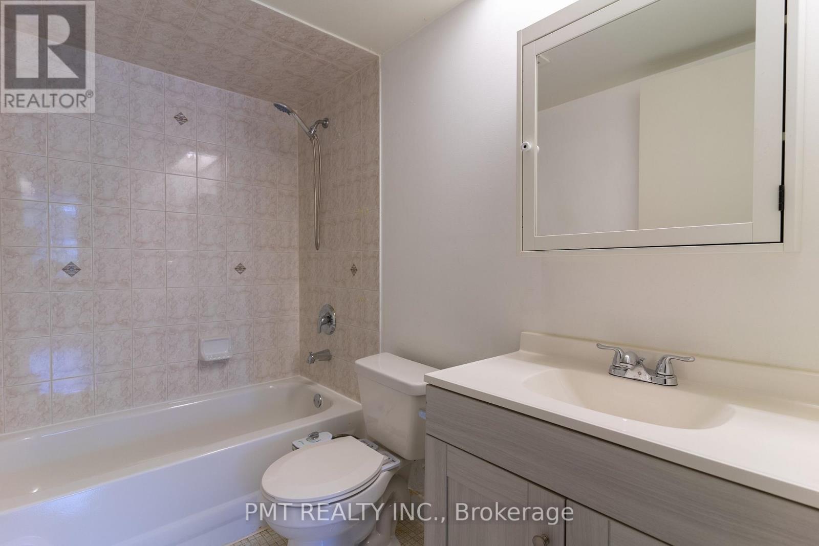 103 - 1580 Mississauga Valley Boulevard, Mississauga, Ontario  L5A 3T8 - Photo 11 - W12721746