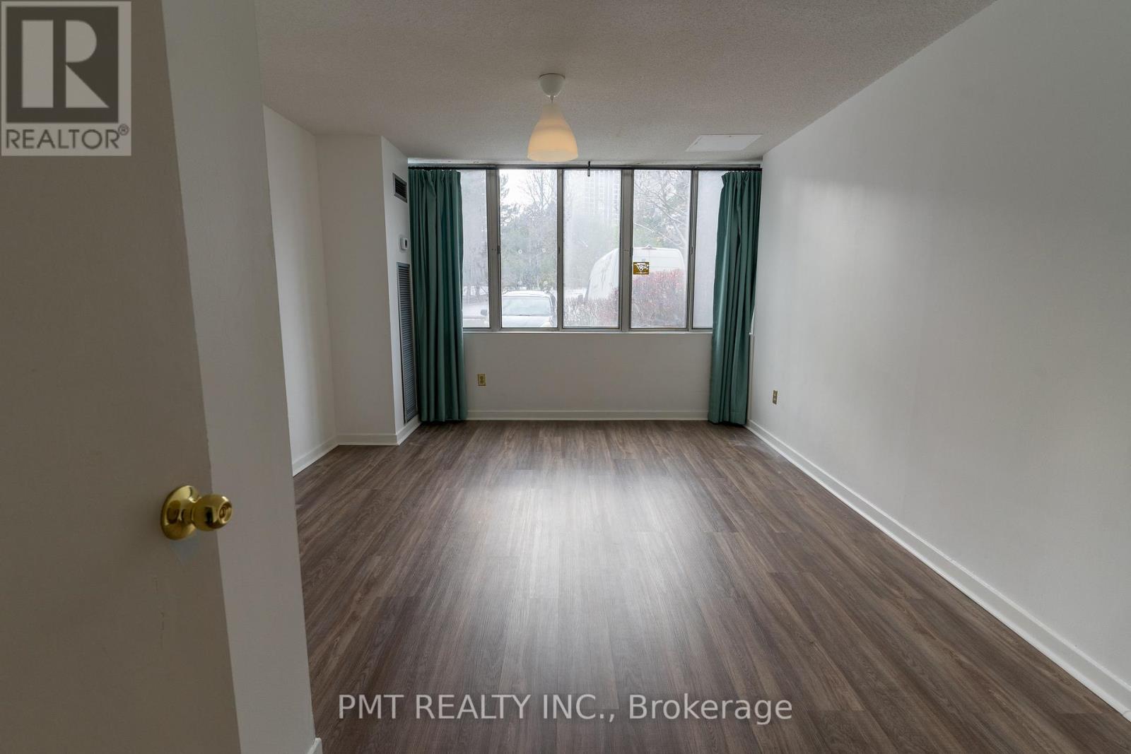 103 - 1580 Mississauga Valley Boulevard, Mississauga, Ontario  L5A 3T8 - Photo 13 - W12721746