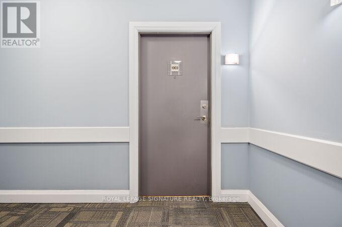 1003 - 810 Scollard Court, Mississauga, Ontario  L5V 0A4 - Photo 5 - W12721762