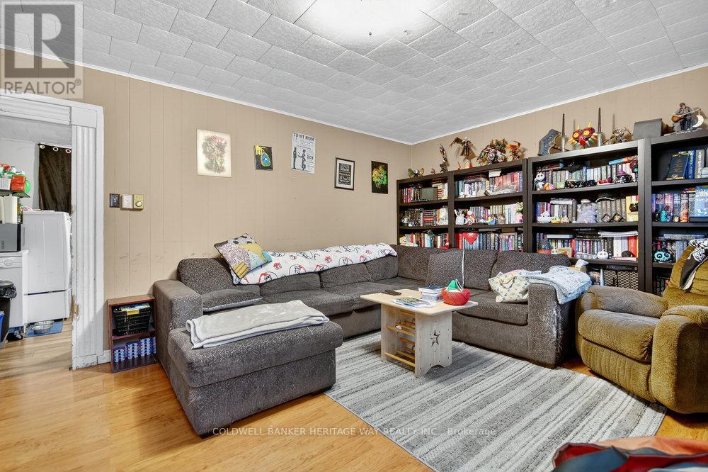 48 Main Street W, Mississippi Mills, Ontario  K0A 1A0 - Photo 8 - X12526874