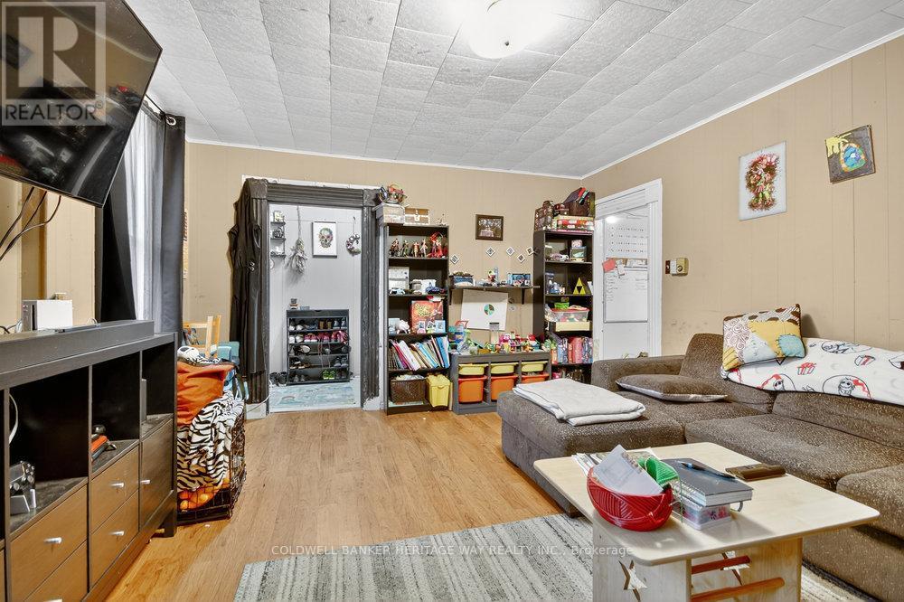 48 Main Street W, Mississippi Mills, Ontario  K0A 1A0 - Photo 6 - X12526874