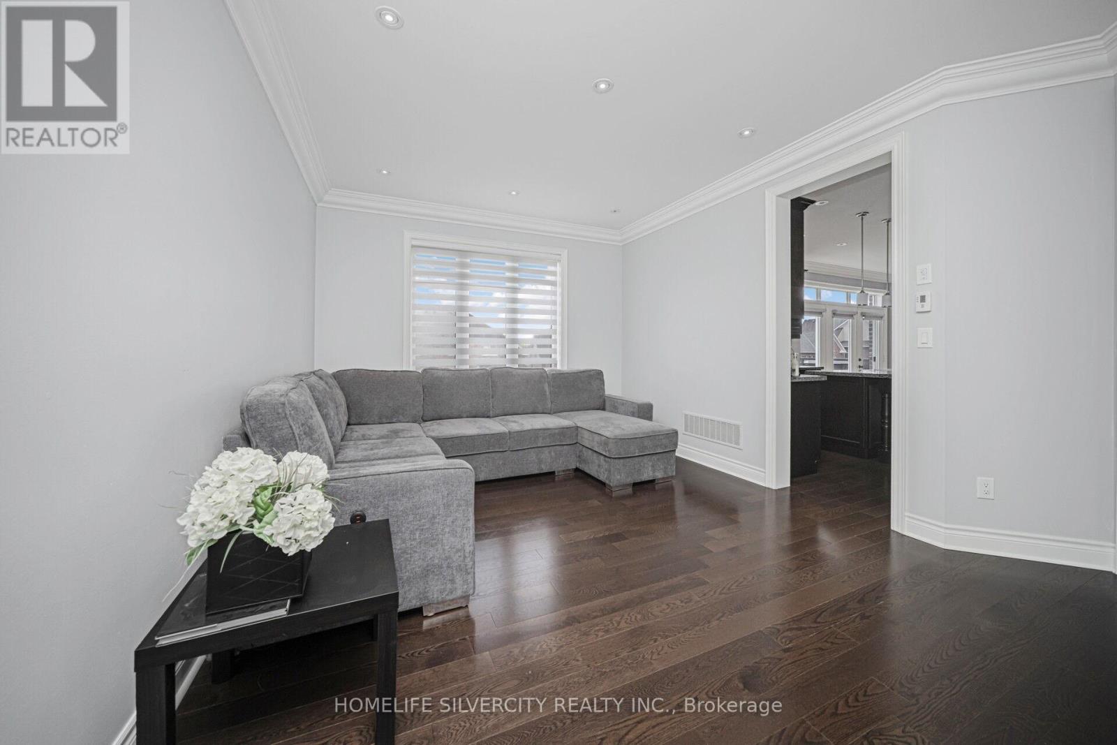 8 Mitchell Crescent, Mono, Ontario  L9W 6W6 - Photo 12 - X12721692