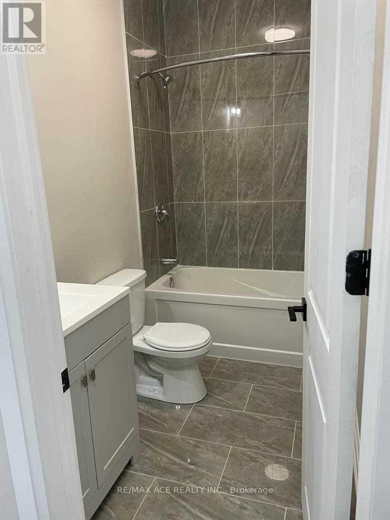 2nd Floor - 55 Church Street S, Belleville, Ontario  K8N 3B5 - Photo 15 - X12721728