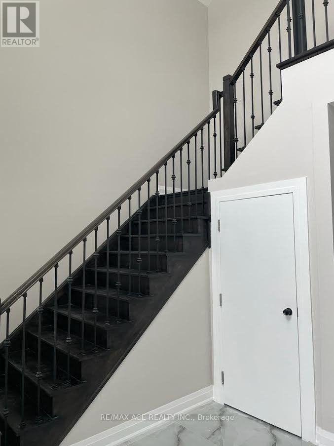 2nd Floor - 55 Church Street S, Belleville, Ontario  K8N 3B5 - Photo 9 - X12721728