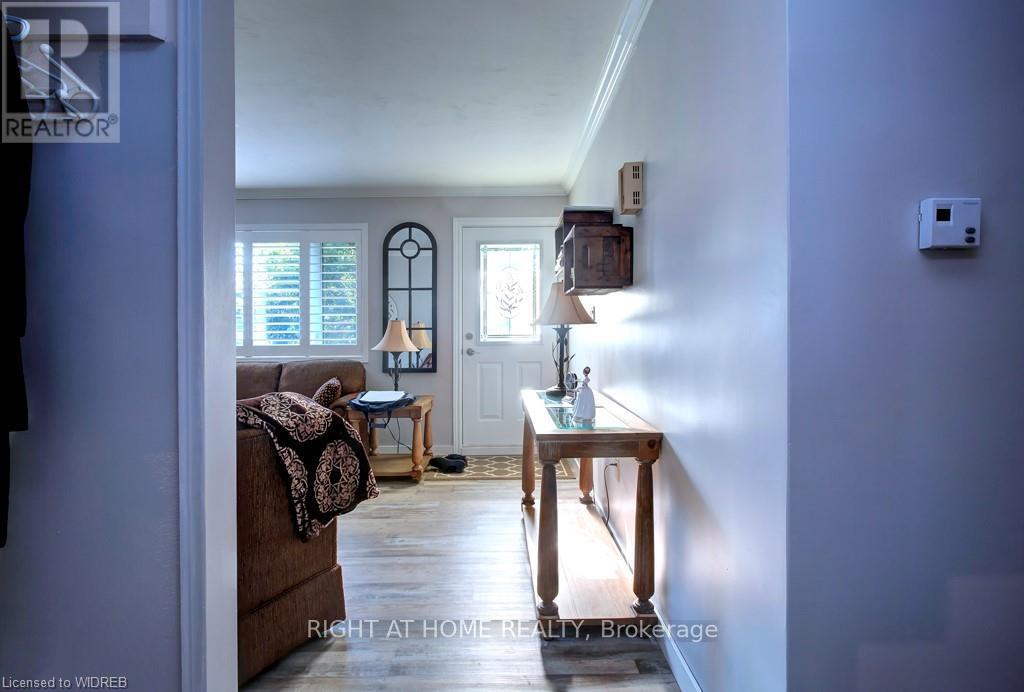 338 Springbank Avenue N, Woodstock, Ontario  N4S 7R6 - Photo 3 - X12721766