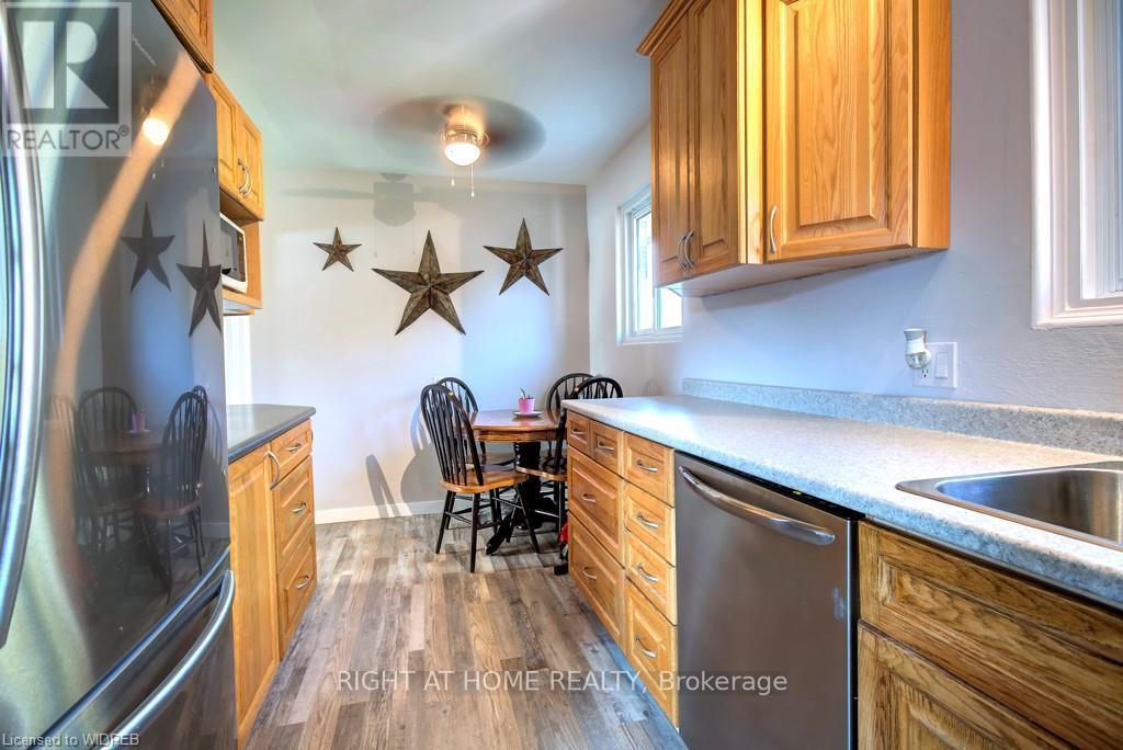 338 Springbank Avenue N, Woodstock, Ontario  N4S 7R6 - Photo 5 - X12721766