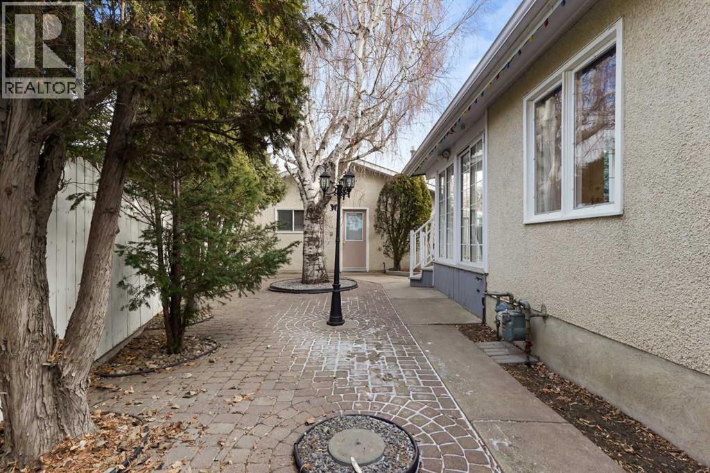 2035 19 Avenue N, Lethbridge, Alberta  T1H 4G4 - Photo 34 - A2280785