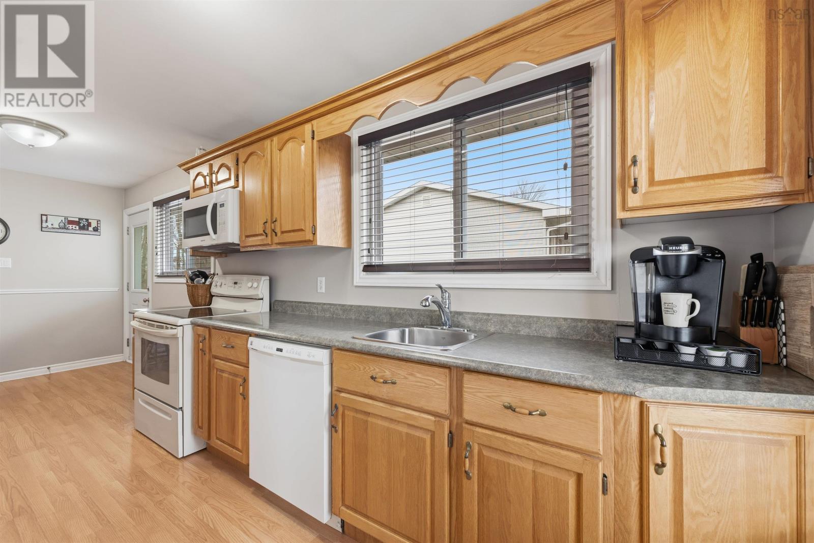 54 Quaker Crescent, Lower Sackville, Nova Scotia B4C 2Z4 - Photo 7 - 202600228