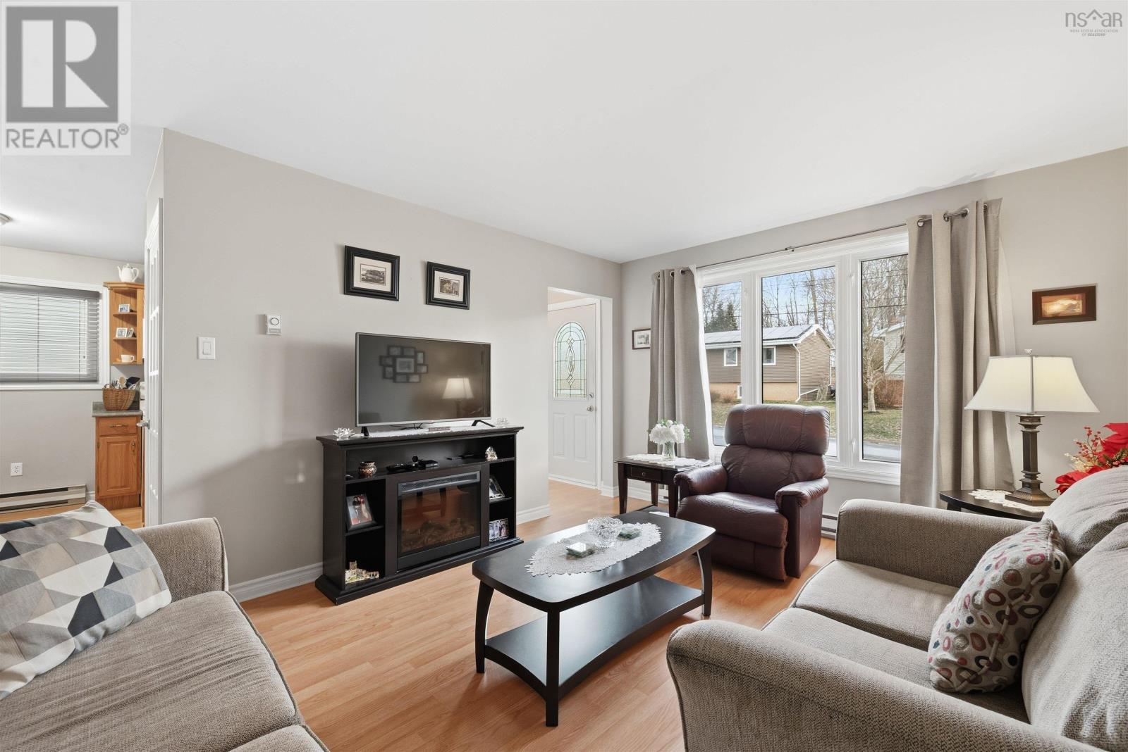 54 Quaker Crescent, Lower Sackville, Nova Scotia B4C 2Z4 - Photo 3 - 202600228