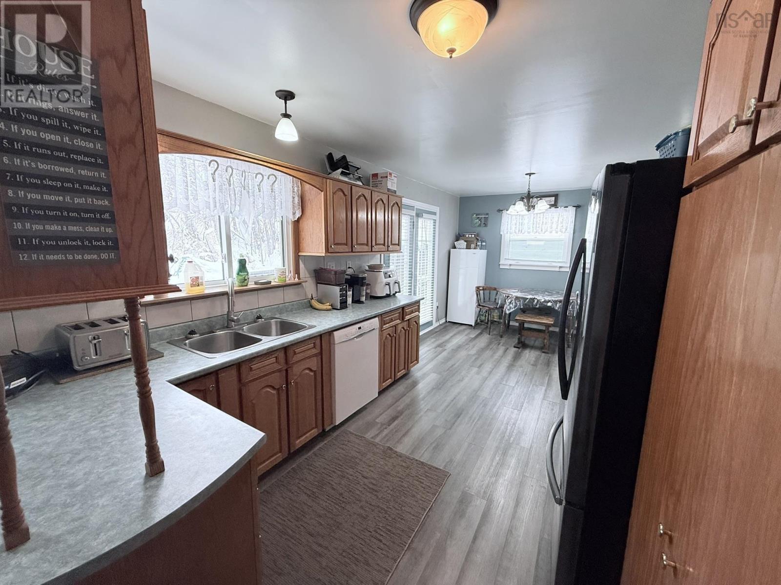 111 Grandview Avenue, Trenton, Nova Scotia B0K 1X0 - Photo 10 - 202601229